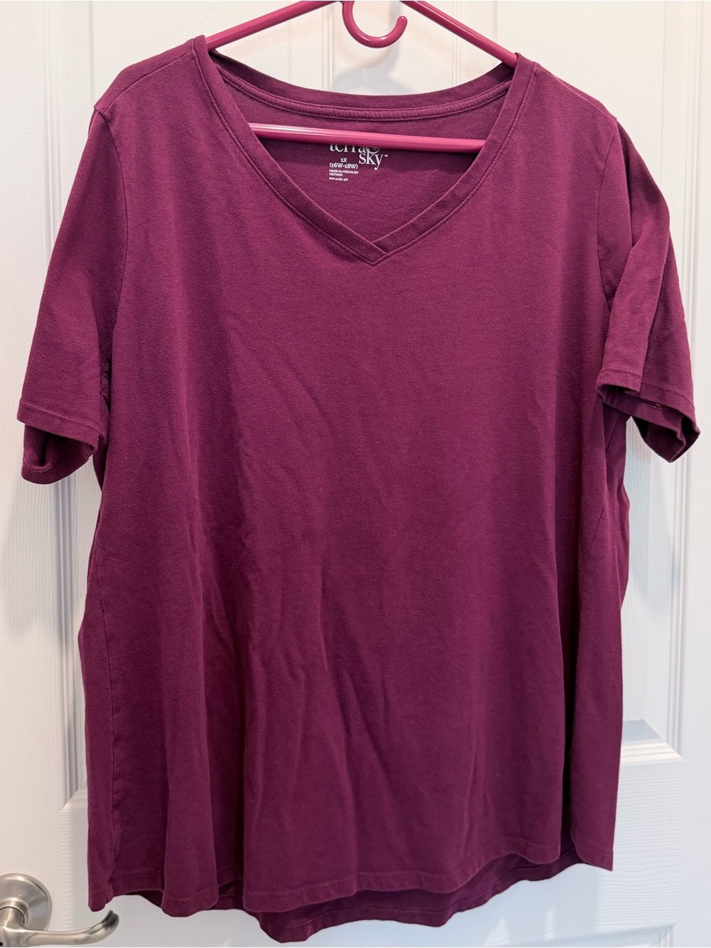 Terra & Sky Womens V-Neck Short Sleeve Shirt - Plum
